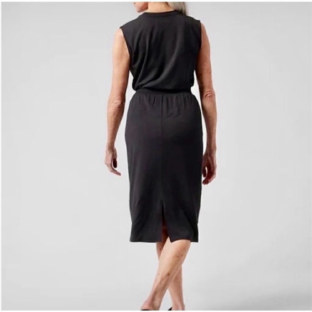 Athleta Santorini Cinch Dress in Black size Medium - Picture 2 of 14